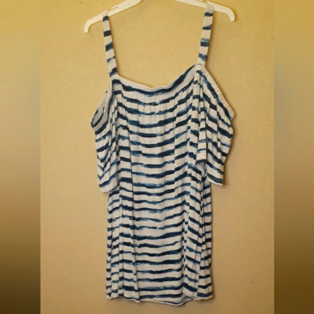 Lane Bryant striped cold shoulder womens plus size 26/28